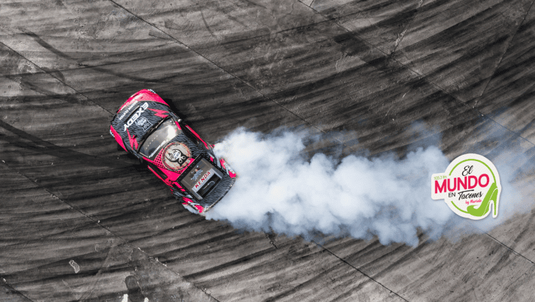 ⁠La Primera Mujer en el Drift de Guatemala