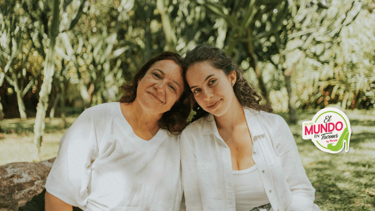 Haciendo las pases con Mamá